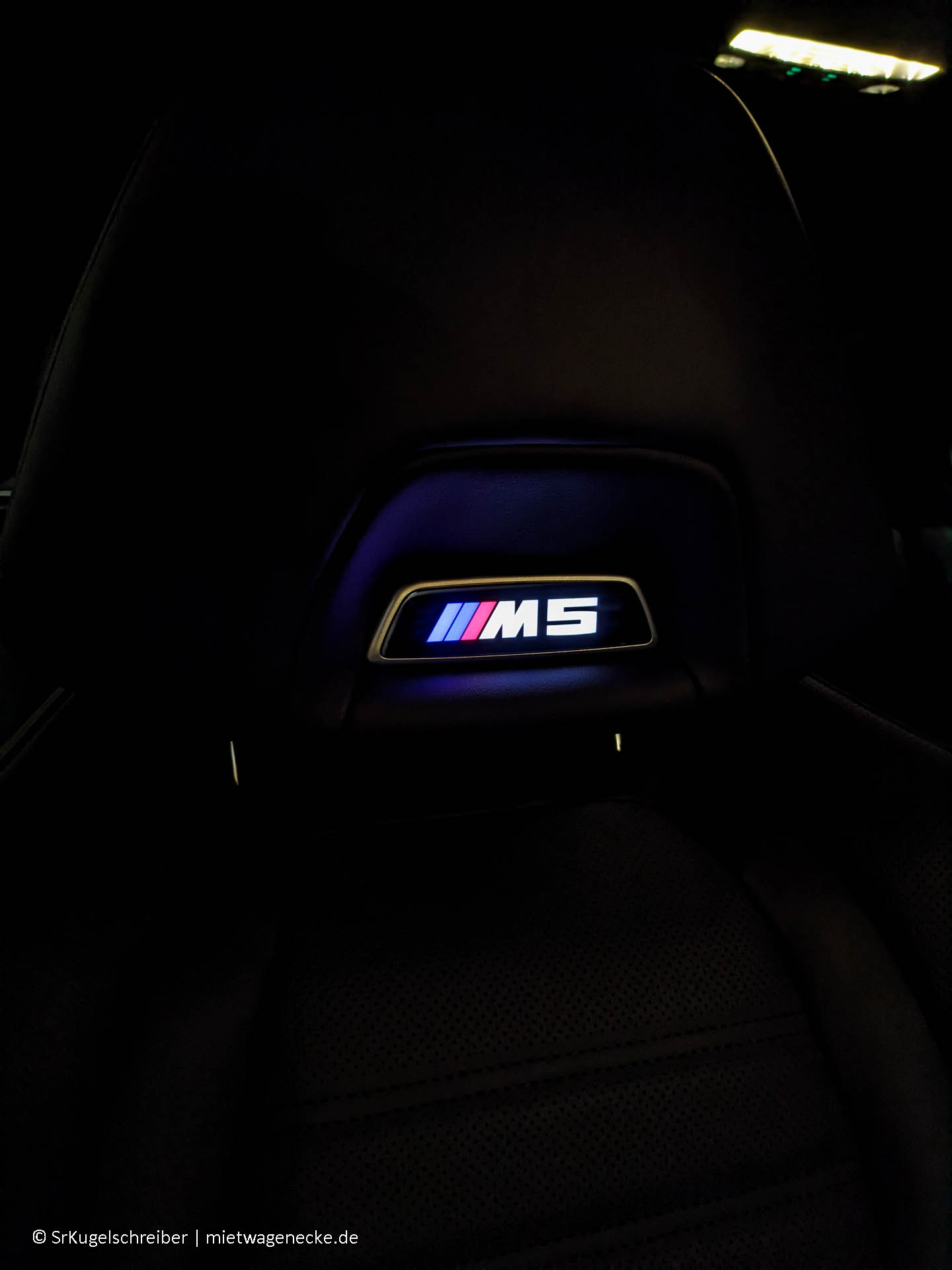 BMW_M5-13.jpg