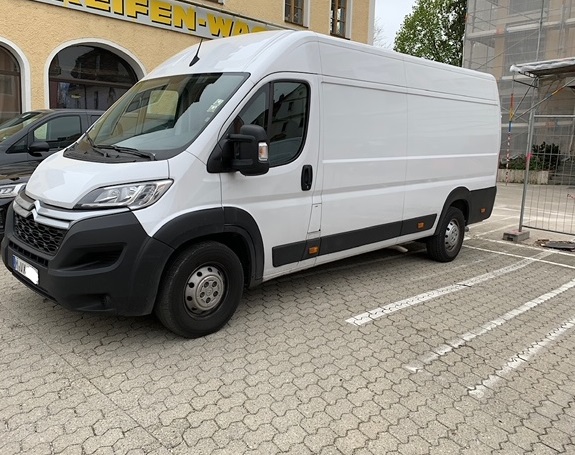 Sixt LA 5.jpg