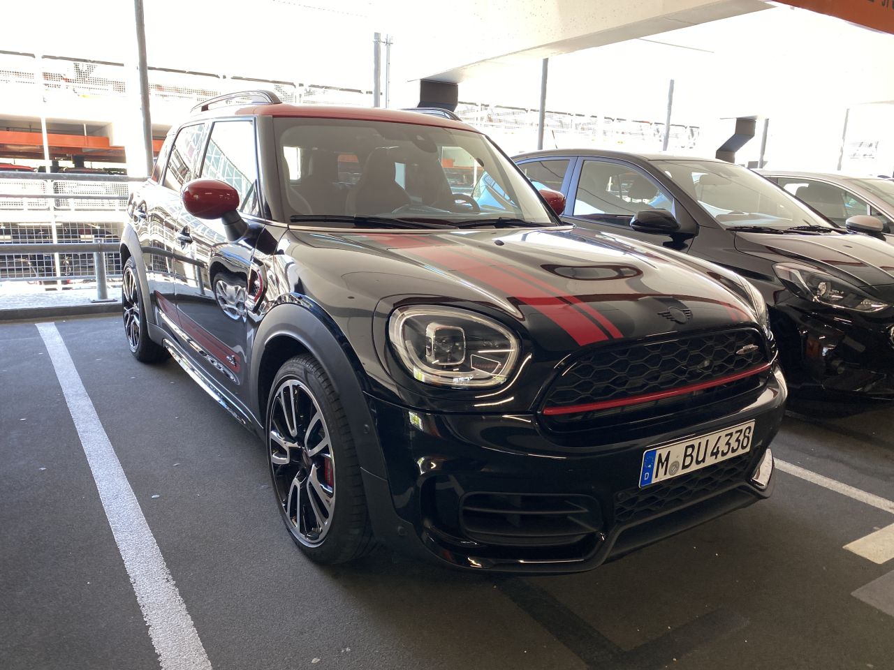 SIXT_004.jpg