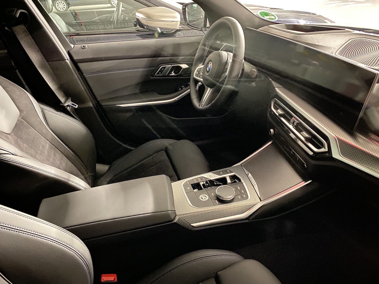 BMW 320dT LCI_03_Sixt.JPG