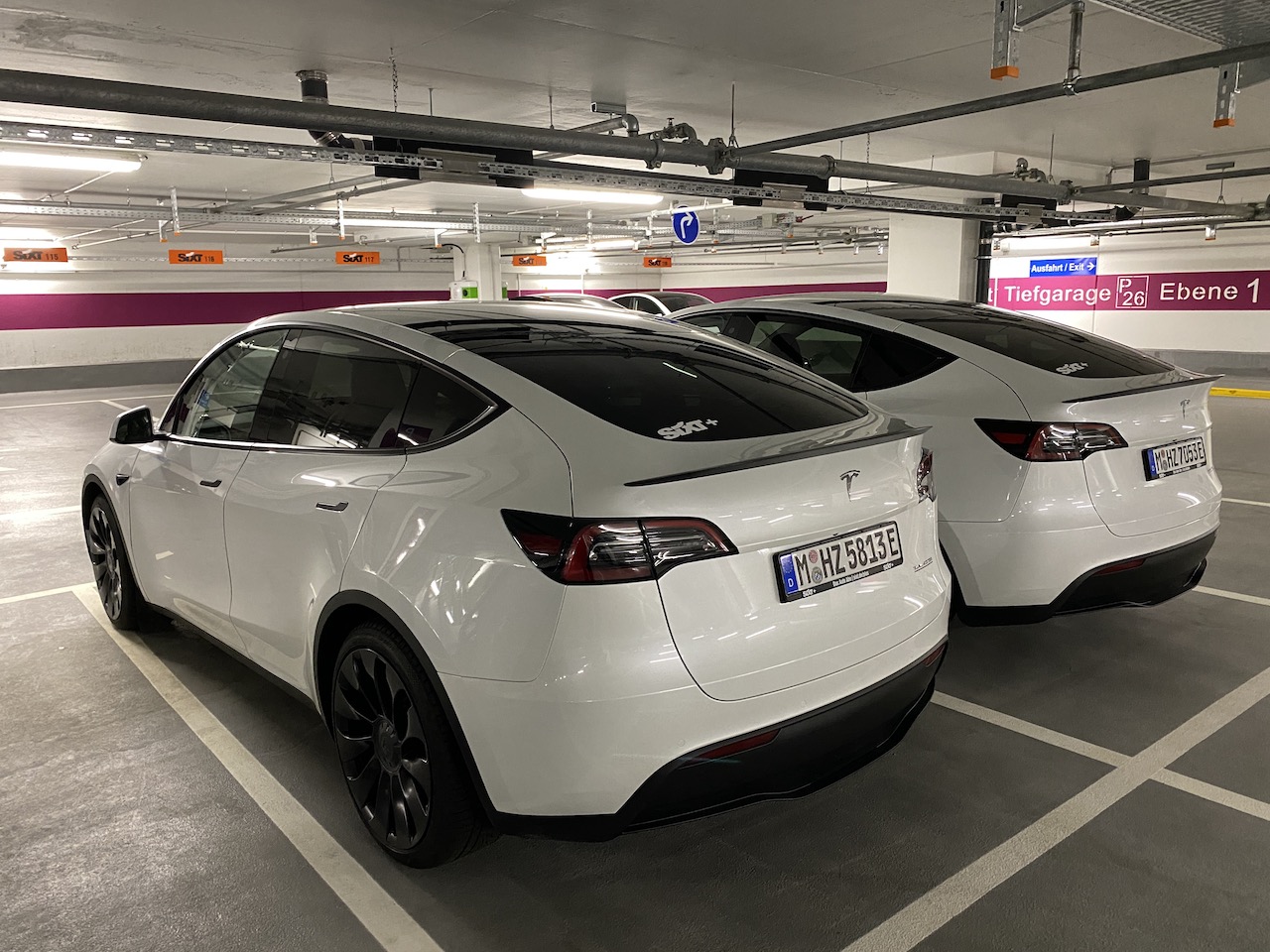 Tesla Model Y Perf_01.JPG