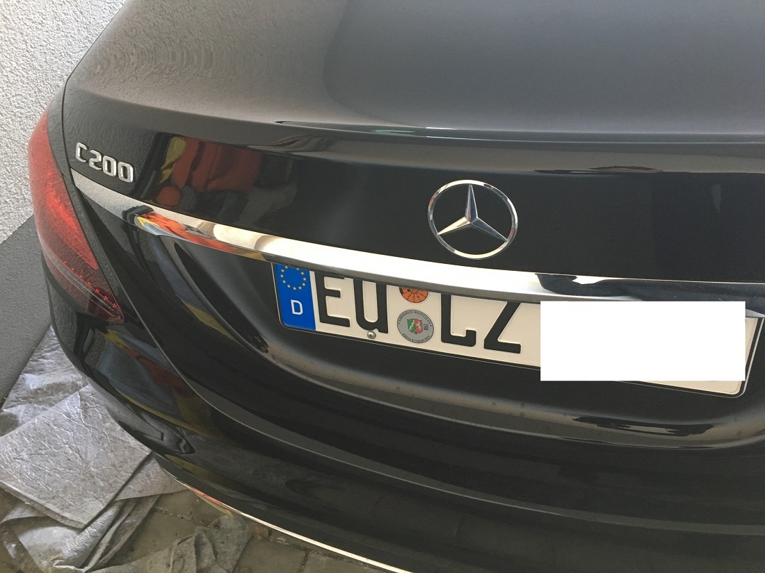 AVIS LA 8.1.jpg