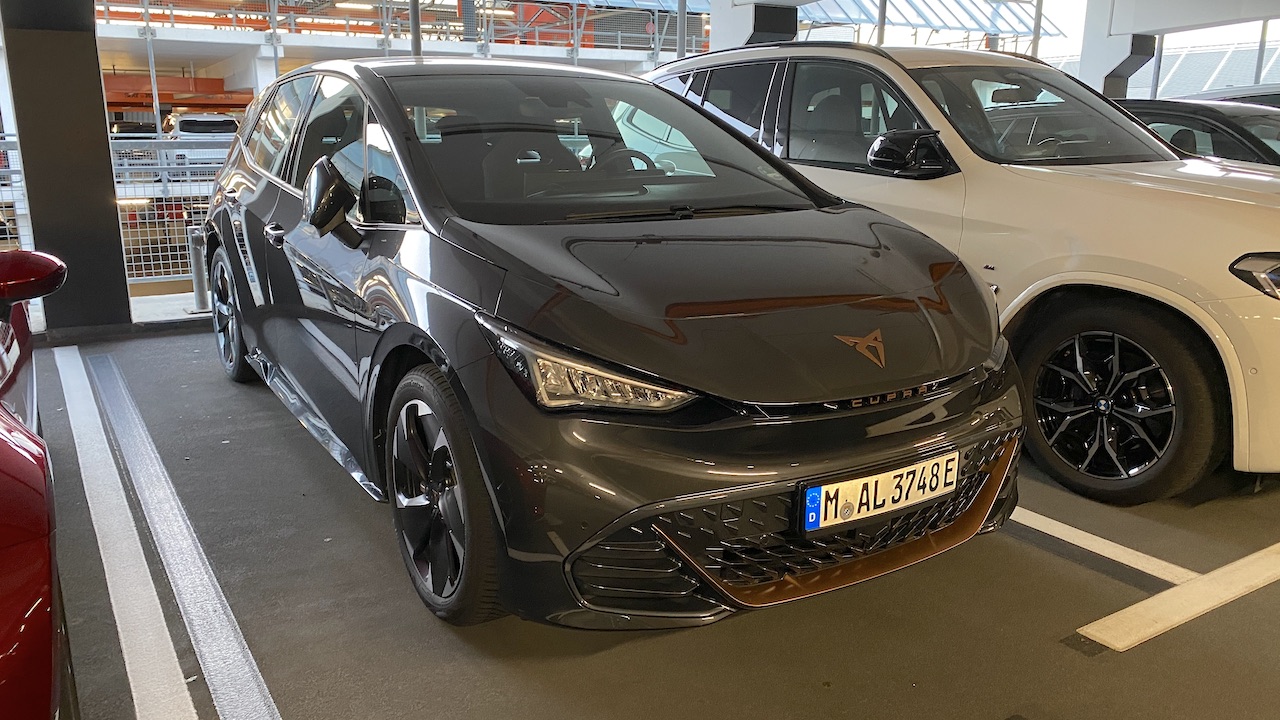 CUPRA Born.jpg