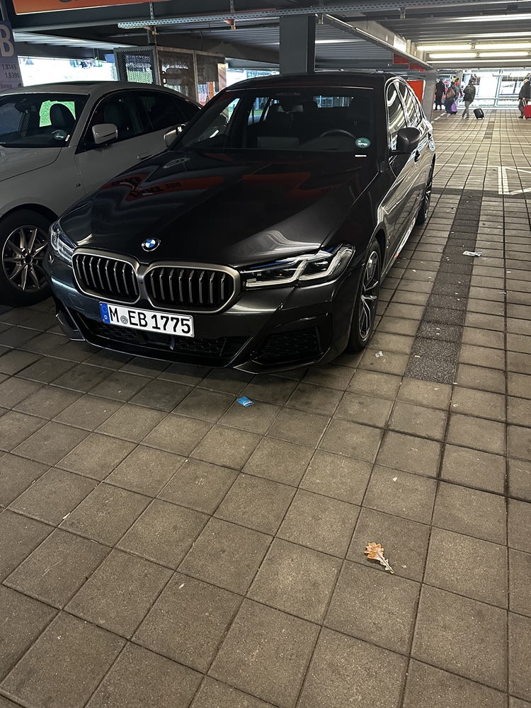 BMW M550i