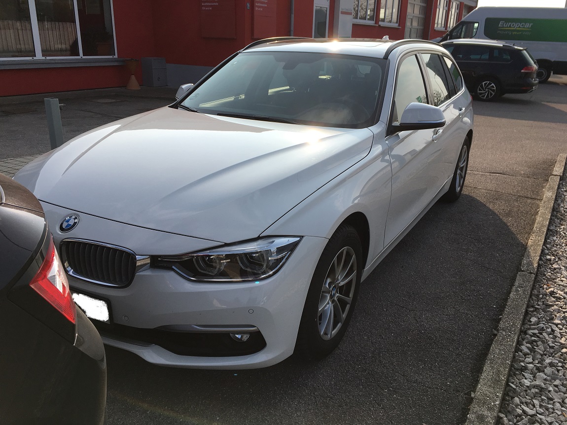 BMW 320i No3.jpg