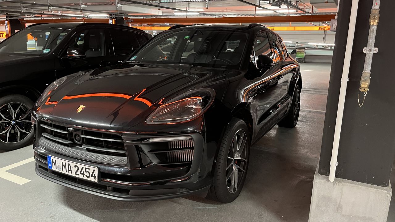 SIXT_007.jpg