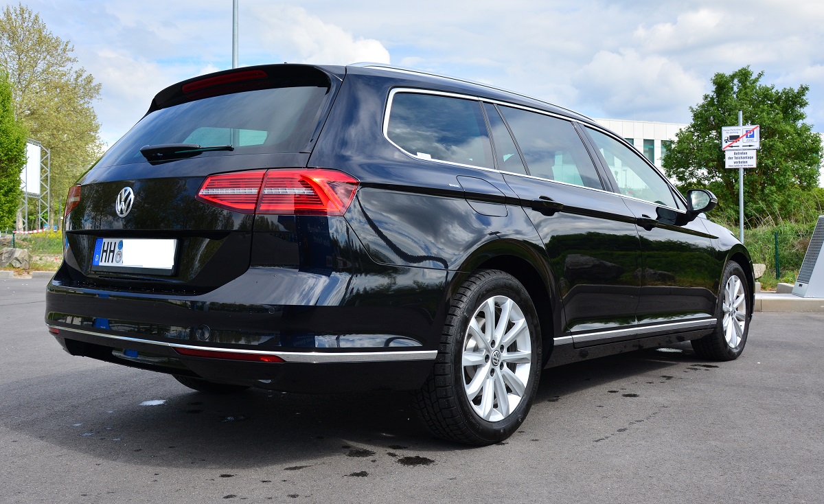 VW Passat No5.jpg