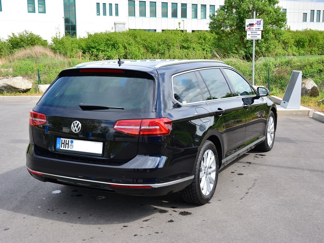 VW Passat No4.jpg