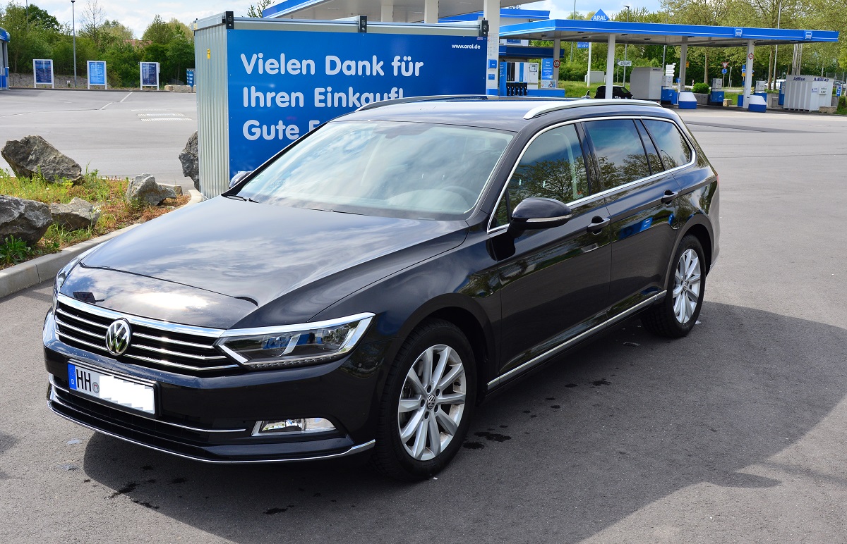 VW Passat No2.jpg