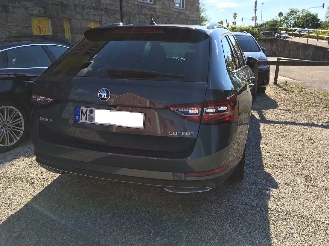 Sixt11.jpg