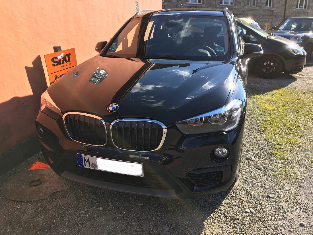 Sixt10.jpg