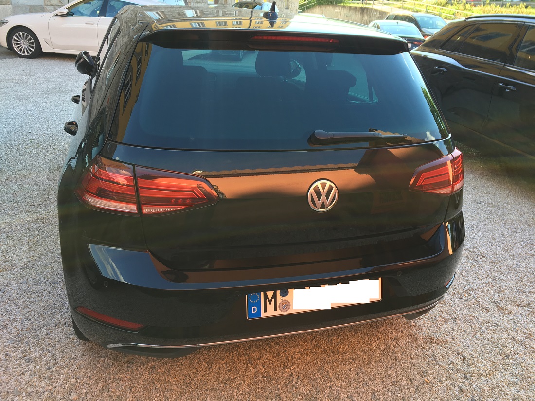 Sixt3.jpg