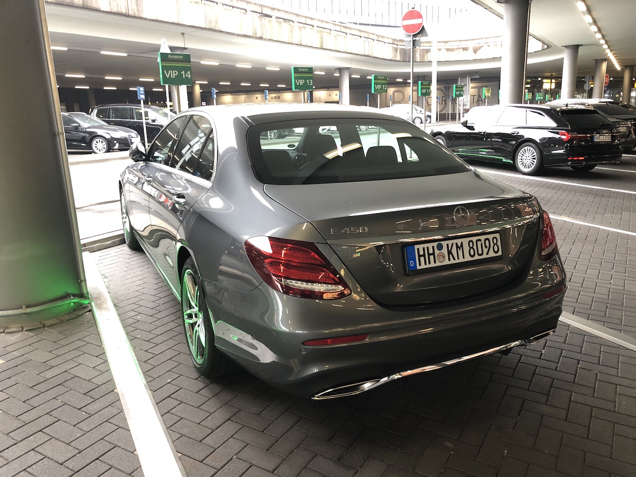 EC_MB E450 LIM_001.JPG