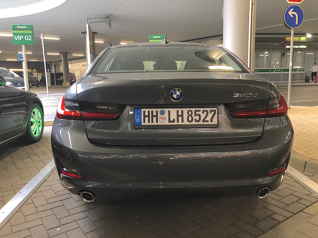 EC_BMW 320d_002.JPG