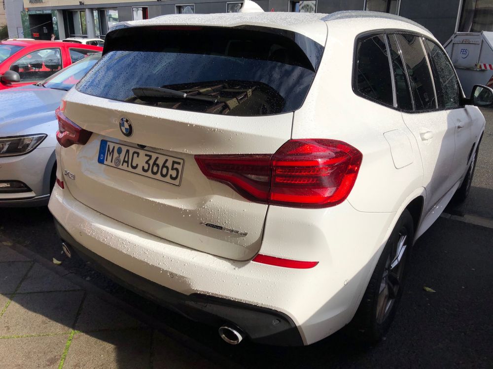 Sixt X3.jpg