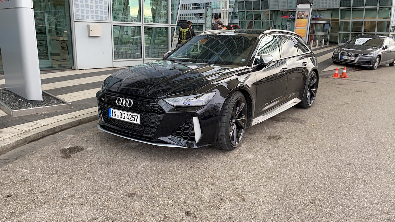 Audi RS6 Avant Front.JPG