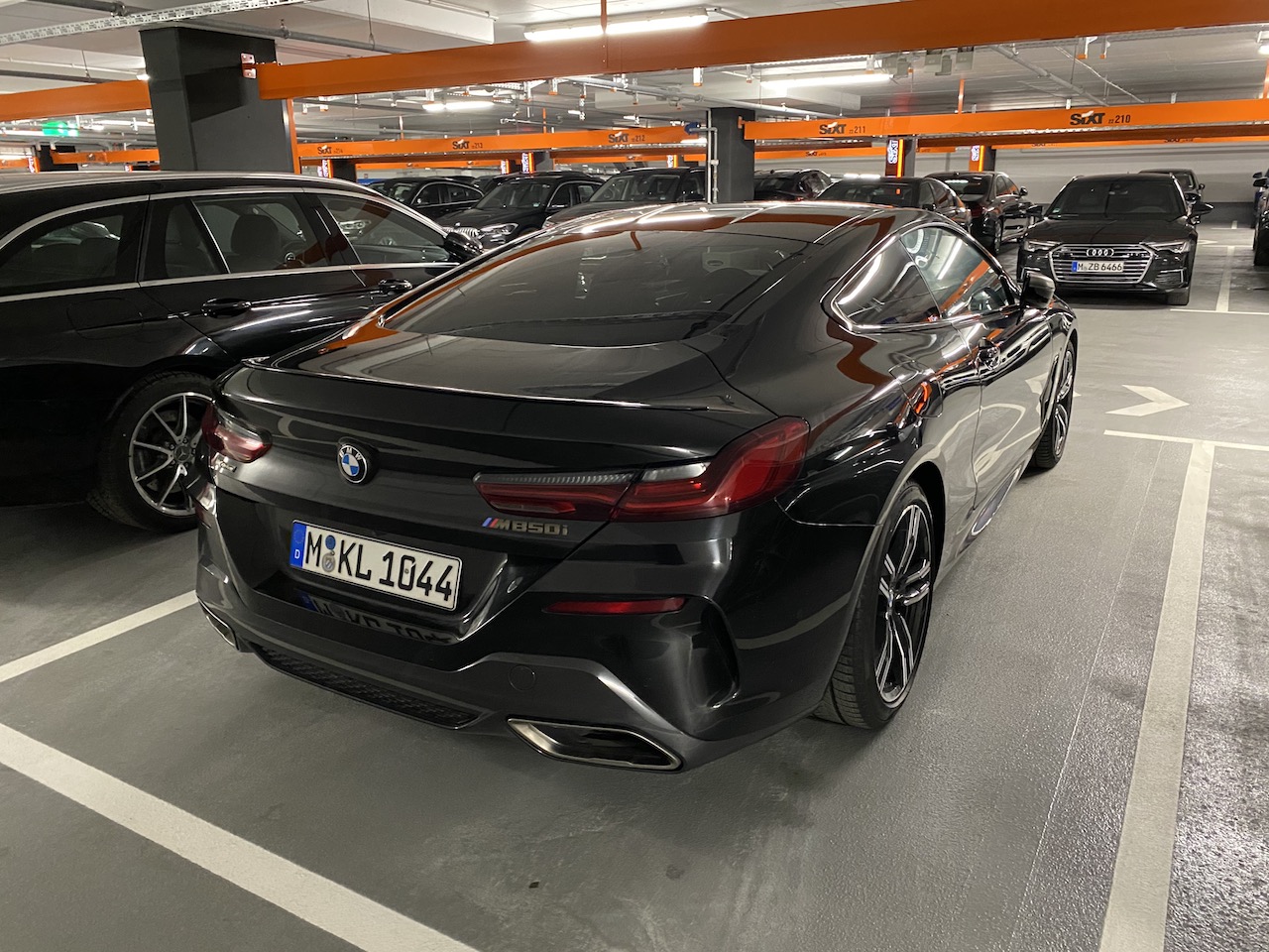 BMW M850i.JPG