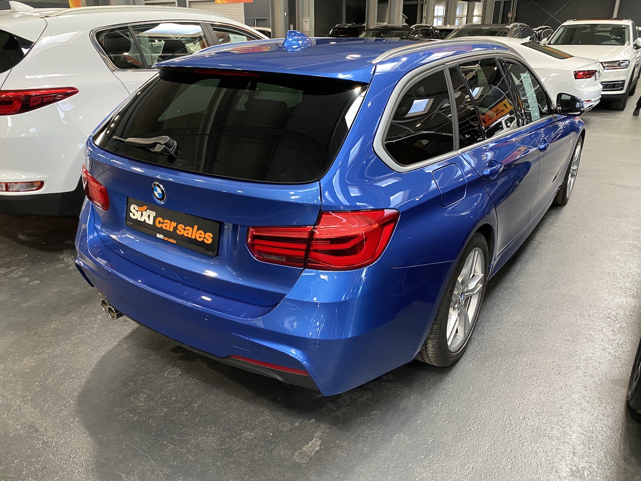SIXTCarSales_006.JPG