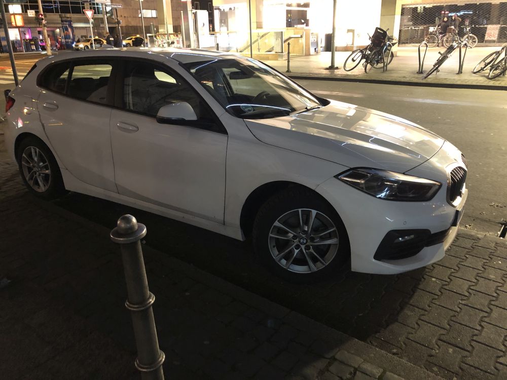 Sixt BMW 2.jpg