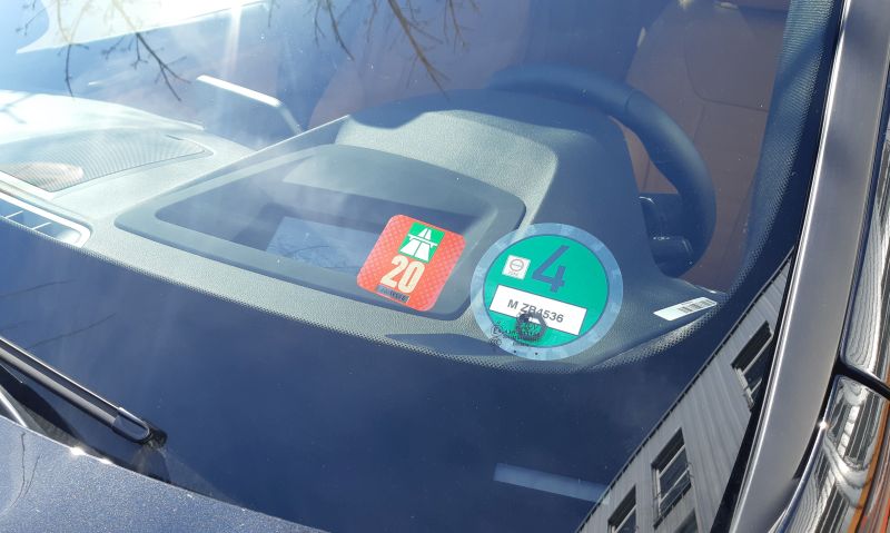 Sixt mit Vignette.jpg