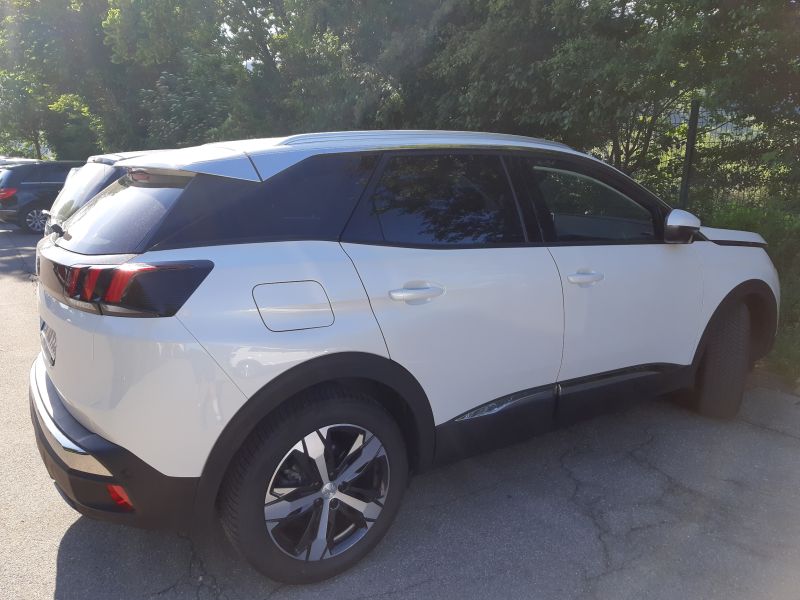 Avis Peugeot  3008.jpg