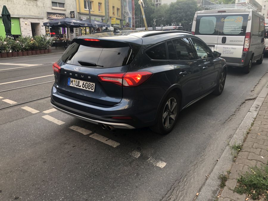 Sixt_2.jpg