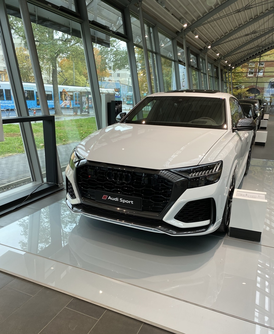 RSQ8