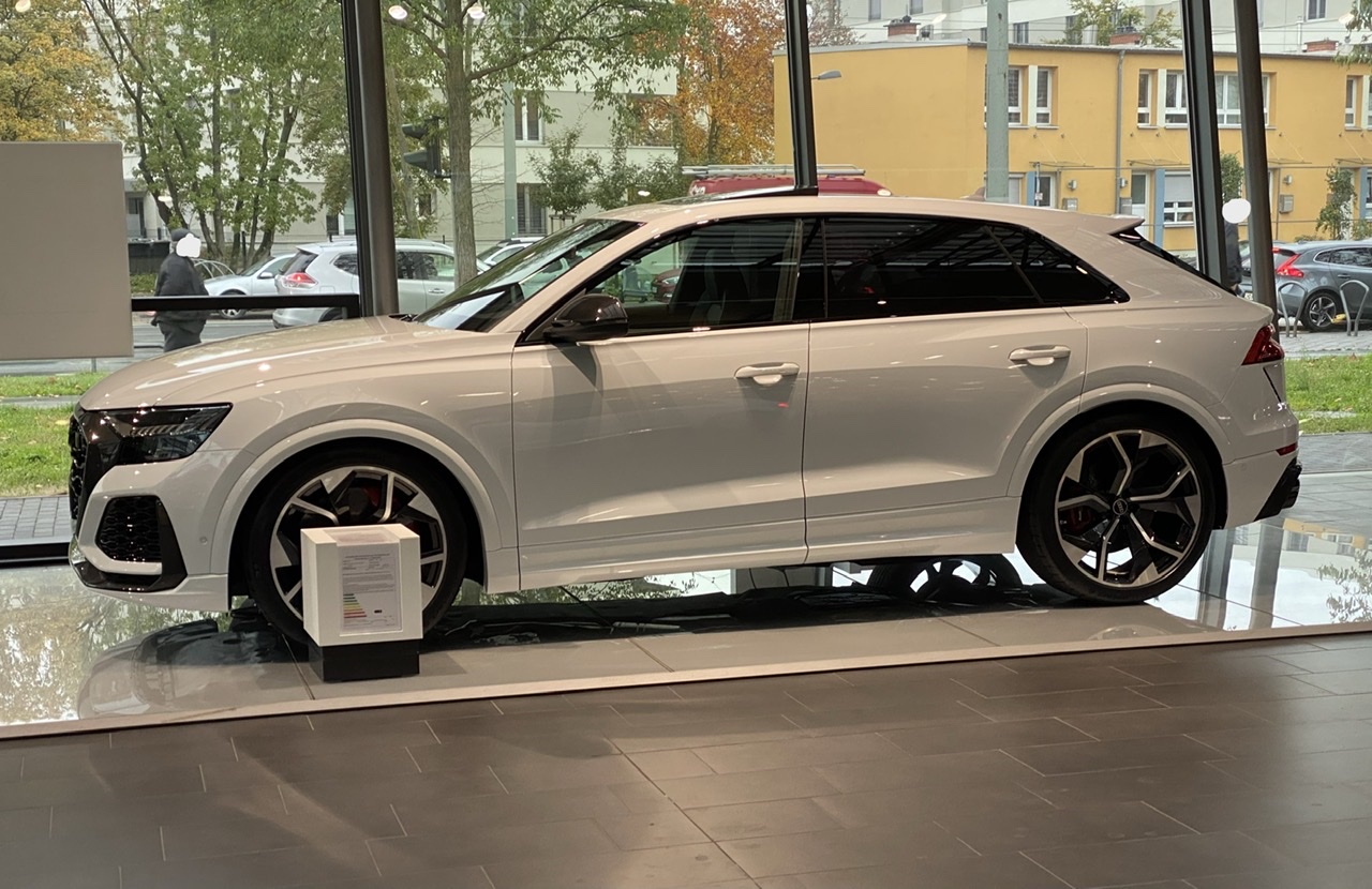 RSQ8