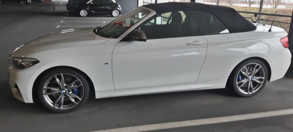BMW M240i.jpg