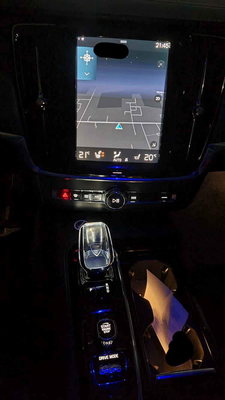 Volvo V90 innen_01.JPG