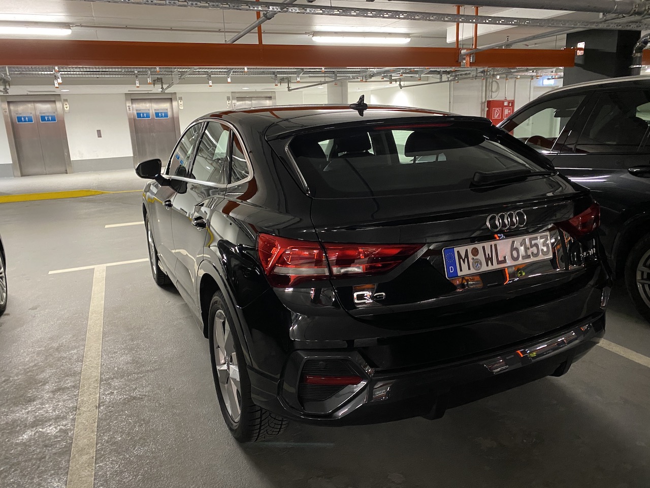 SIXT_Q3SB.JPG