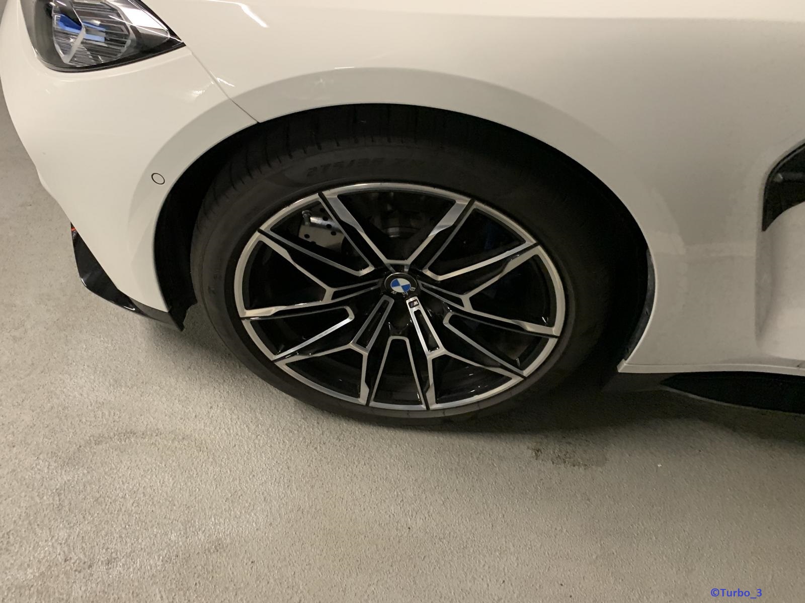 BMW M4 Sommerreifen.jpg