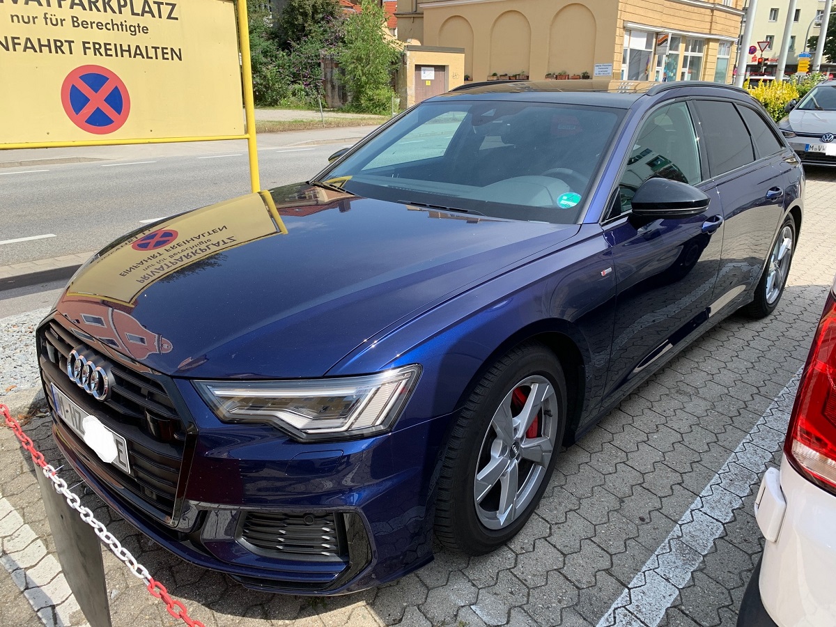 Sixt3.jpg